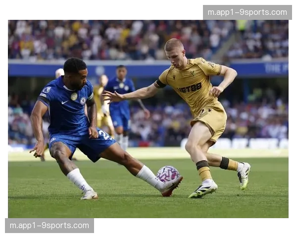 水晶宫门将亨德森九次扑救 折射曼联进攻转化效率不足